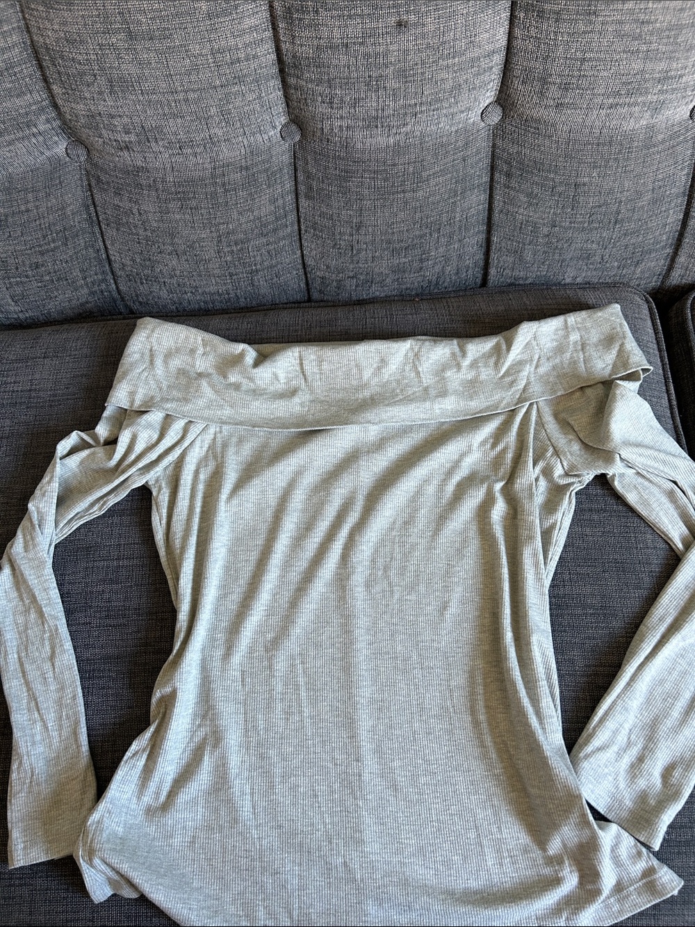 Anthropologie / Halogen Ribbed Off-Shoulder Top - Light Gray